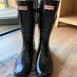 Hunter Black Logo Boots